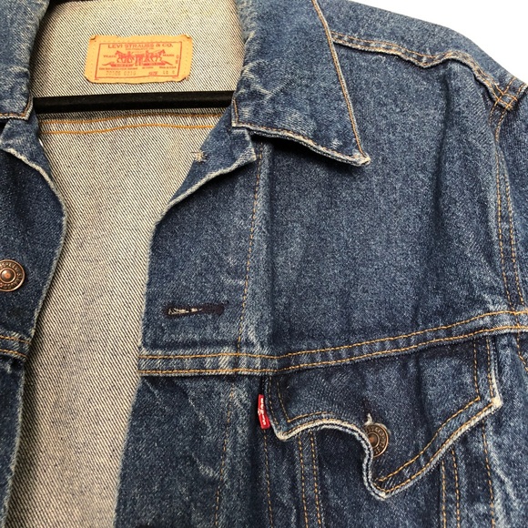 Vintage Levi’s Oversized Jean Jacket - Picture 7 of 8
